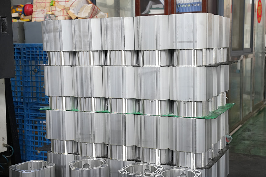 機械加工センター